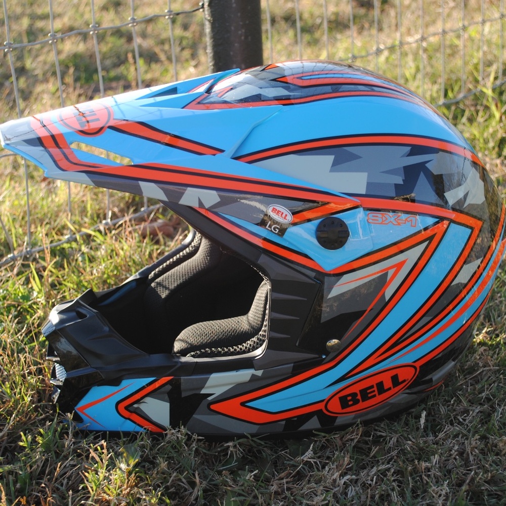 NWT Men's Bell Motocross Helmet
